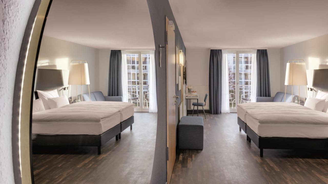Hotel The Yard באד הונף אם ריין מראה חיצוני תמונה