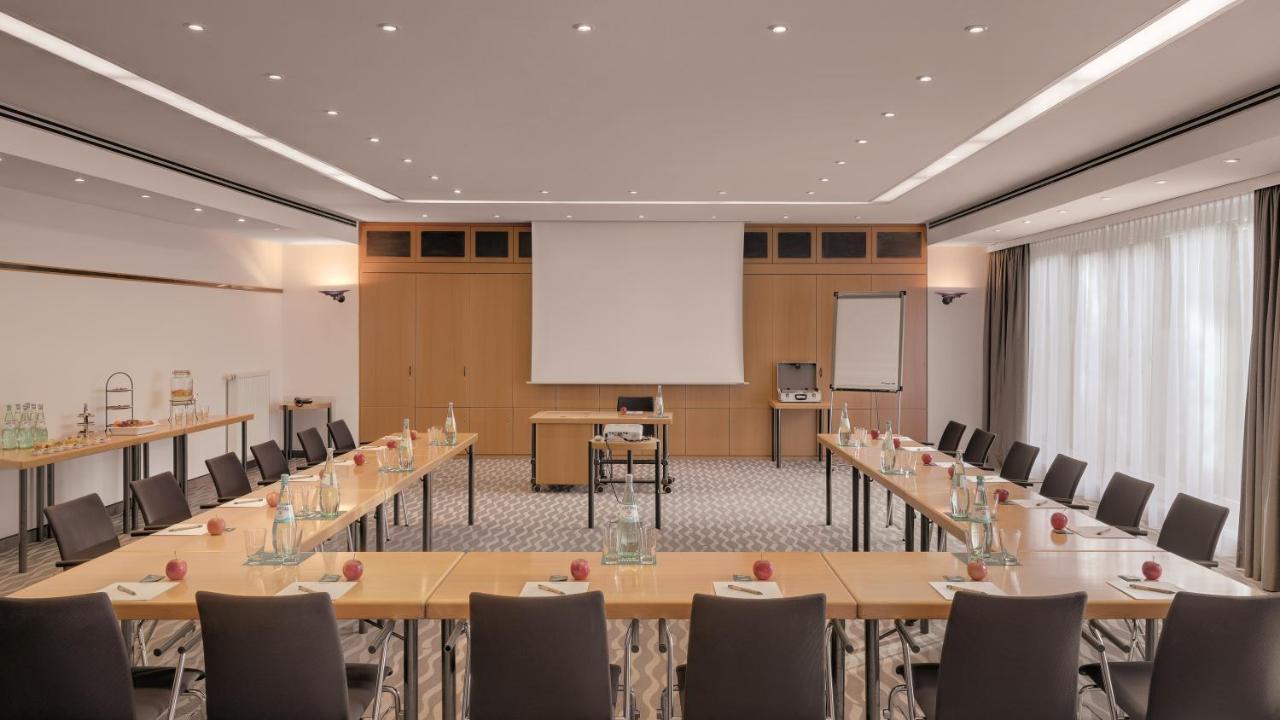Hotel The Yard באד הונף אם ריין מראה חיצוני תמונה