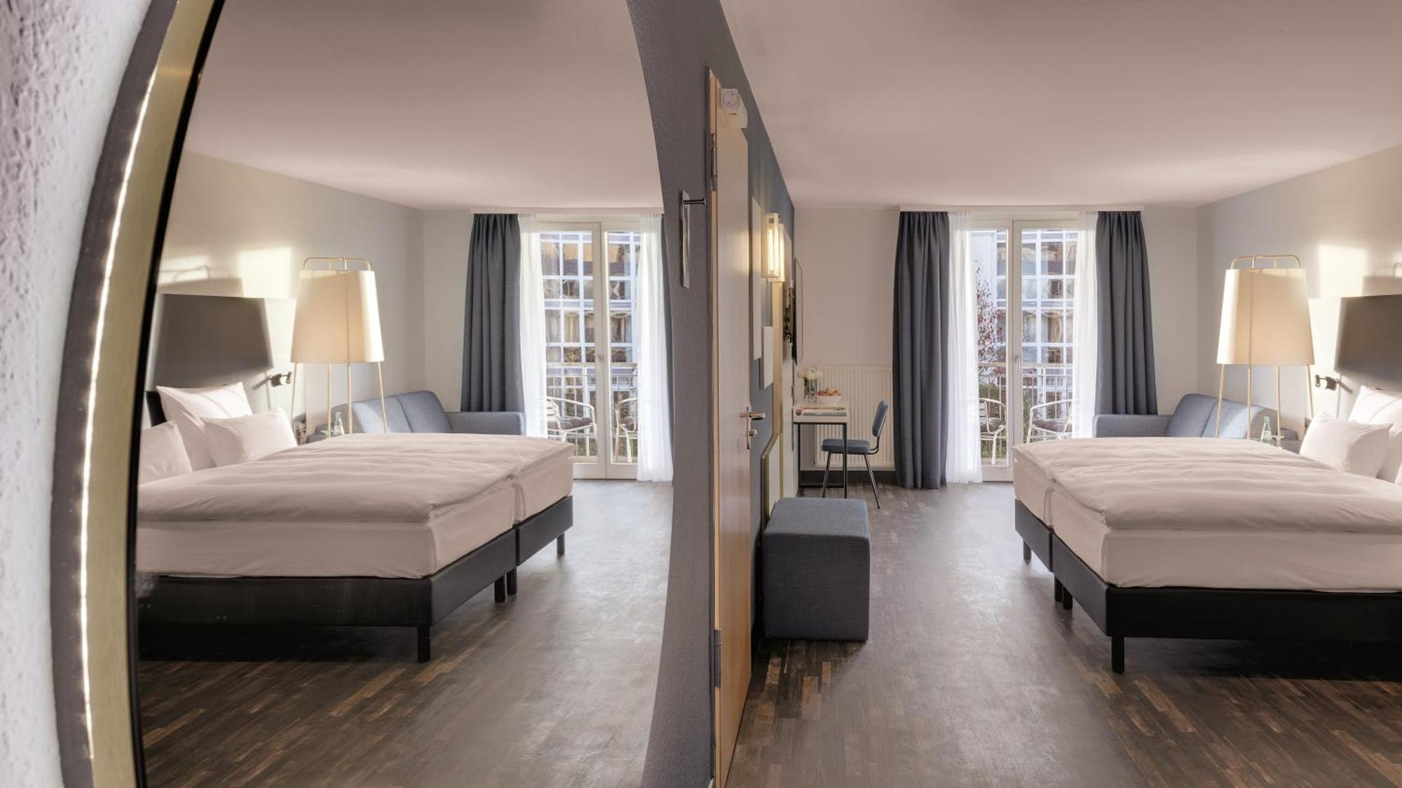 Hotel The Yard באד הונף אם ריין מראה חיצוני תמונה